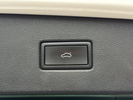 2021 Volkswagen Tiguan - thumbnail 22