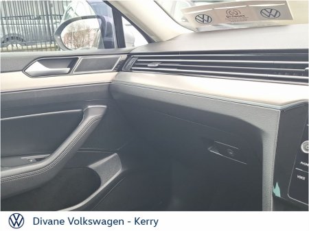 2018 Volkswagen Passat - thumbnail 23