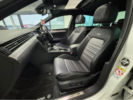 2018 Volkswagen Passat VOLKSWAGEN PASSAT 2.0 TSI DSG*PANORAMIC TILT AND SLIDE SUNROOF*PRO NAV MEDIA SYSTEM, APPLE CAR PLAY*HEATED MASSAGE ELECTRIC ADJUSTABLE SEATS*KEYLESS ENTRY*BLIND SPOT ASSIST*DCC ACC*PARK ASSIST*E BOOT €23,950 thumbnail