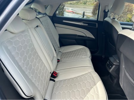 2019 Ford Mondeo - thumbnail 12