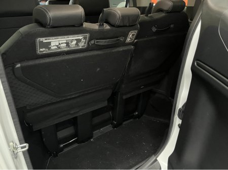 2019 Honda Stepwagon - thumbnail 8