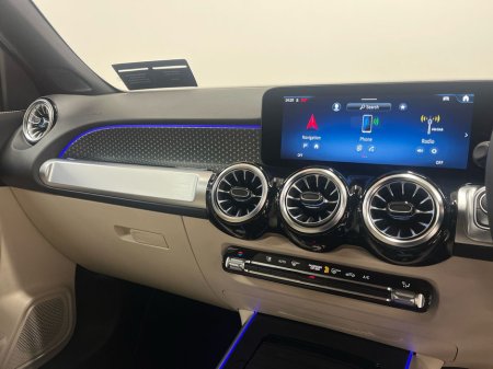 2025 Mercedes-Benz GLB - thumbnail 14