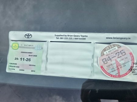 2013 Toyota Auris - thumbnail 10