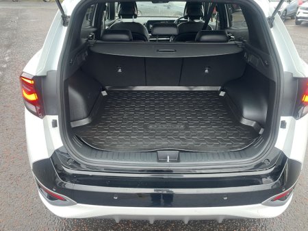 2024 Kia Sportage GT Line thumbnail