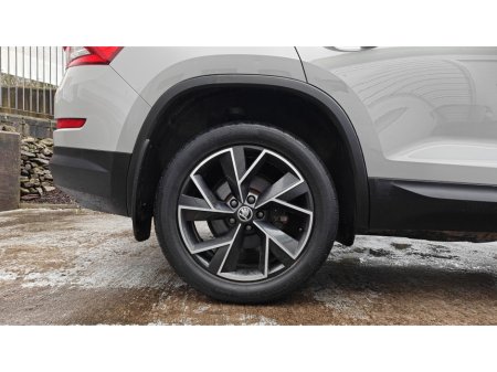 2021 Skoda Kodiaq 7 SEATER STYLE 2.0 TDI 150 BHP-EXCEPTIONAL CAR-AS NEW-STEEL GREY-UPGRADED TRIGLAV ALLOYS €36,950 thumbnail