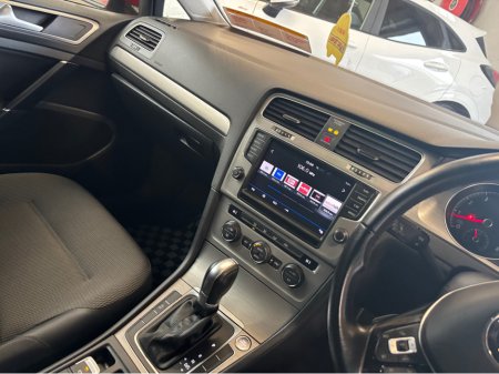 2017 Volkswagen Golf - thumbnail 12