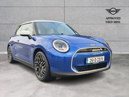 2025 MINI Hatch Cooper SE €32,950