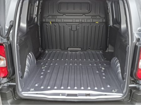 2026 Opel Combo KOMFORT  L1H1 1.5TD 100BHP  **LED HEADLIGTS** €21,098 thumbnail