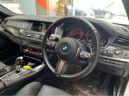 2017 BMW 5 Series - thumbnail 11