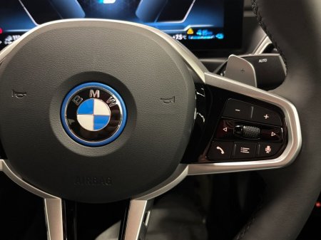 2026 BMW 3 Series - thumbnail 17