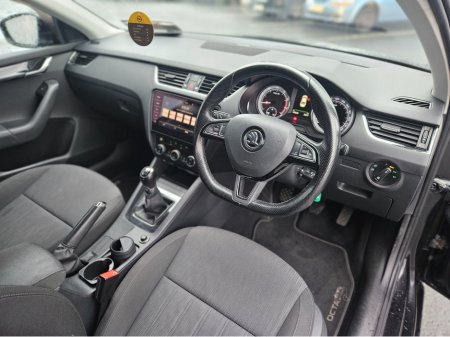 2017 Skoda Octavia STYLE 1.0 TSI 115HP 4DR €13,950 thumbnail