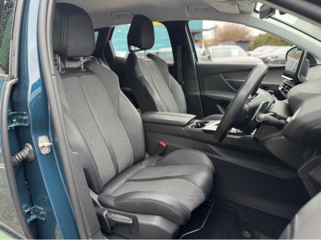 2022 Peugeot 3008 - thumbnail 15