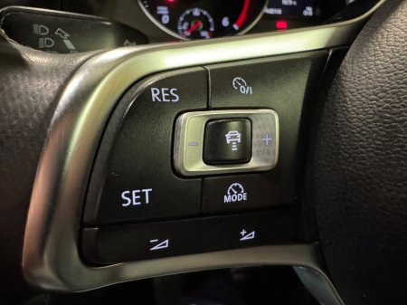 2016 Volkswagen Golf - thumbnail 26