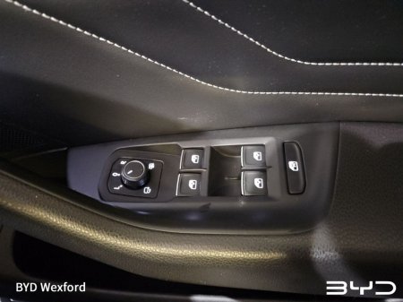 2020 Volkswagen Passat 1.6 TDI 120HP Elegance DSG €22,475 thumbnail