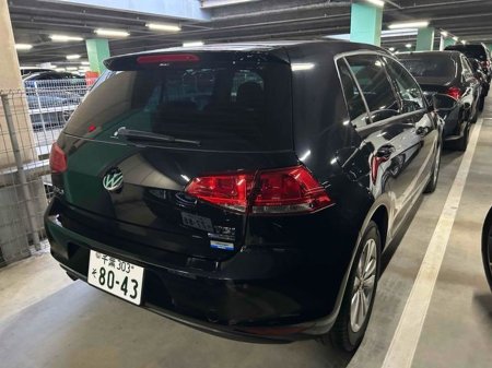 2013 Volkswagen Golf - thumbnail 2