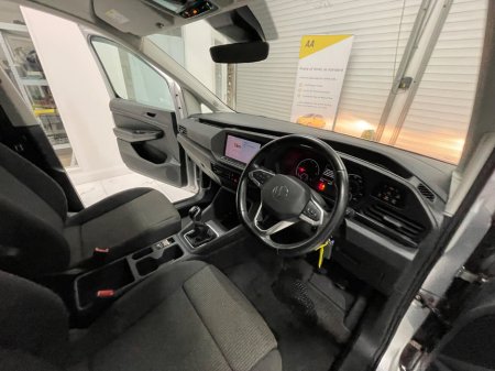 2023 Volkswagen Caddy CADDY DARK LABEL TDI 122HP A7F €19,995 thumbnail