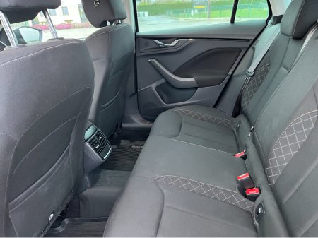 2021 Skoda Kamiq AMBITION 1.0 TSI 110HP 5DR €18,500 thumbnail