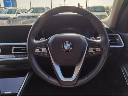 2021 BMW 3 Series - thumbnail 15