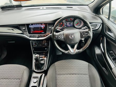 2016 Opel Astra - thumbnail 11