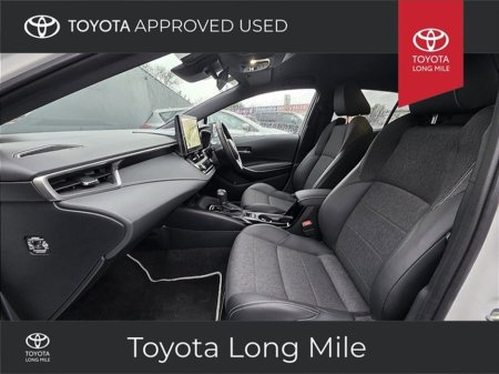 2025 Toyota Corolla 1.8 Hybrid Luna Sport 5dr €33,949 thumbnail