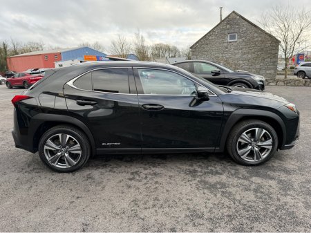 2021 Lexus UX 300 e UX300e - Takumi Edition - Sunroof €24,750 thumbnail