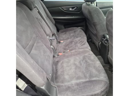 2016 Nissan X-Trail 1.6d SV CVT 7 SEATS €14,450 thumbnail