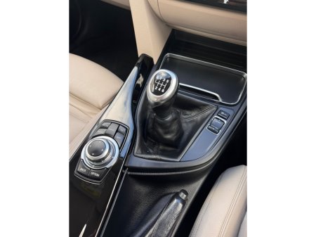 2016 BMW 3 Series - thumbnail 24