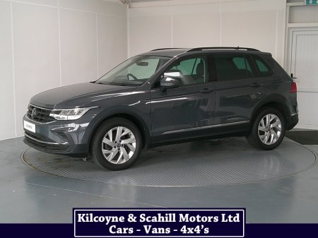2022 Volkswagen Tiguan LIFE TDI S-A DSG €33,950
