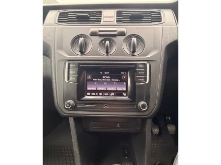 2019 Volkswagen Caddy - thumbnail 16