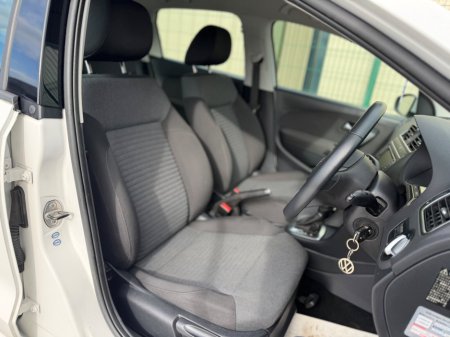 2014 Volkswagen Polo - thumbnail 11