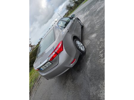 2015 Toyota Corolla - photo 2