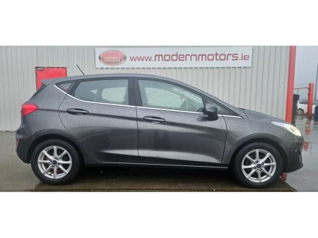 2018 Ford Fiesta ZETEC 1.1 petrol 84bhp 5dr new model €9,950 thumbnail