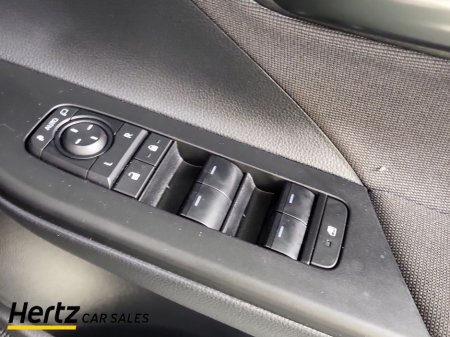 2024 Toyota C-HR - thumbnail 18