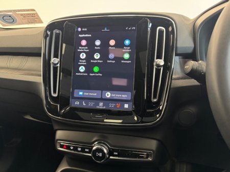 2023 Volvo XC40 - thumbnail 17