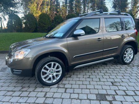 2012 Skoda Yeti AMBITION 2.0 TDI 170HP 4 WHEEL DRIVE 5DR**//**ONLY 33000 KM**//**1 OWNER FROM  NEW**//** €8,950 thumbnail