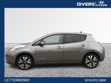 2017 Nissan Leaf - thumbnail 5
