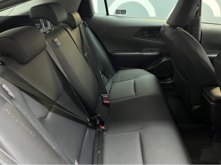 2025 Toyota Prius - thumbnail 12