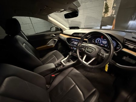 2022 Audi Q3 - thumbnail 8