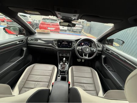 2020 Volkswagen T-Roc HIGHLINE PREMIUM SPORT - 2.0L DIESEL - AUTO - 12M WARRANTY - CAR: 1688 €21,950 thumbnail