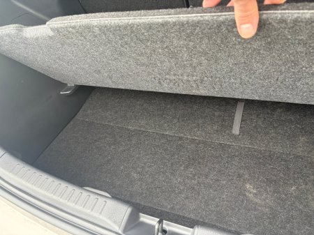 2020 Toyota Yaris - thumbnail 13