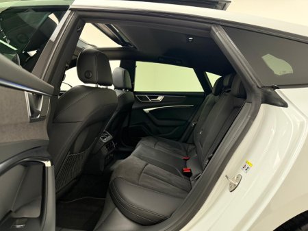 2025 Audi A7 - thumbnail 4