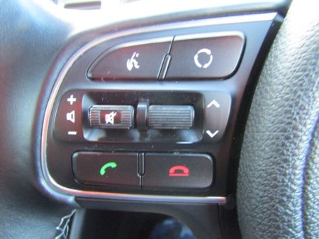 2019 Kia Niro 1.6 GDI 2 104BHP 5DR Auto €17,950 thumbnail