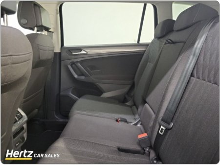 2024 Volkswagen Tiguan Allspace 2.0TDI 150HP Diesel Automatic €45,745 thumbnail