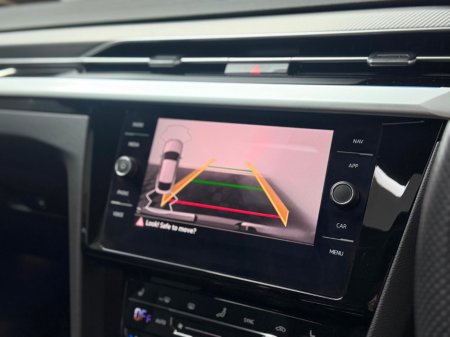 2024 Volkswagen Arteon R-LINE 1.4 TSI PHEV DSG *PAN ROOF* €45,990 thumbnail