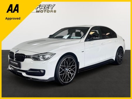 2015 BMW 3 Series - thumbnail 1