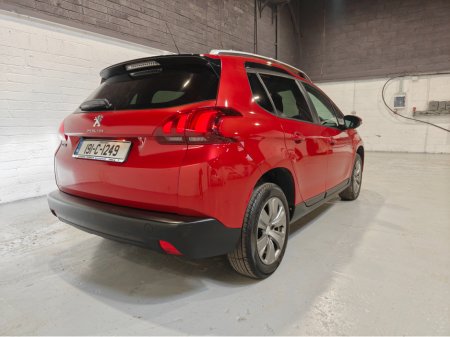 2019 Peugeot 2008 - thumbnail 8