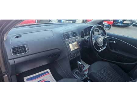 2015 Volkswagen Polo - thumbnail 23