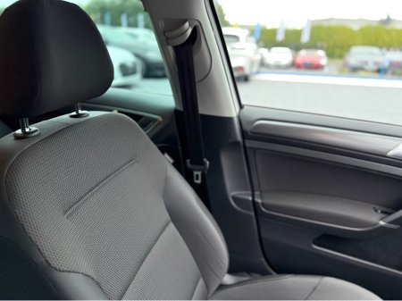 2018 Volkswagen Golf HIGHLINE - 1.2 PETROL - AUTO - 12M WARRANTY - CAR: 1624 €14,950 thumbnail