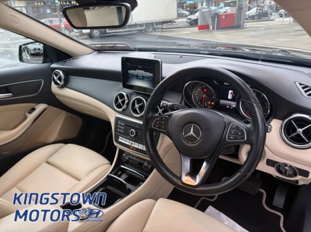 2019 Mercedes-Benz GLA Class 180 Style 5DR Auto €24,950 thumbnail