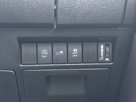 2025 Isuzu D-MAX V-CROSS AUTO DCB €49,789 thumbnail